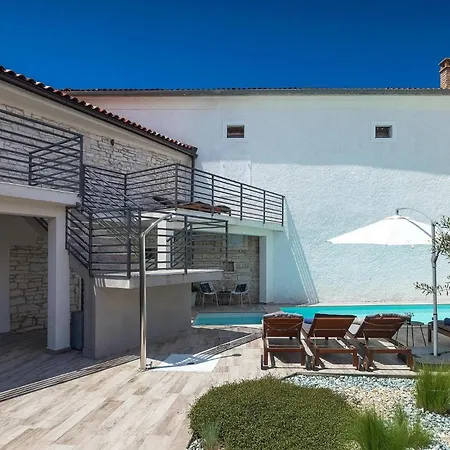 Holiday home Artiana